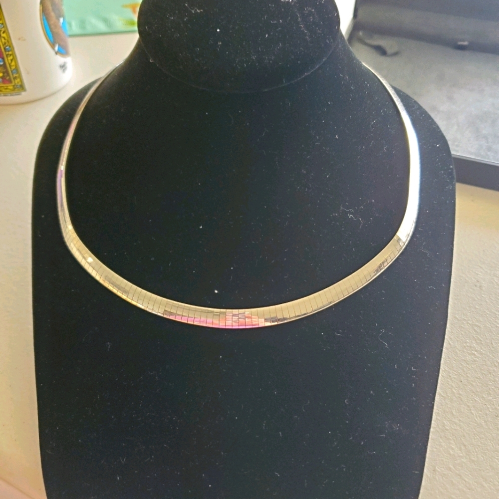 Necklace - Picture 5 of 7